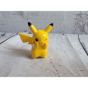 Nintendo Pokemon Pikachu Figure cake topper